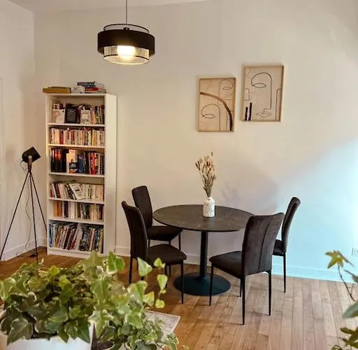 Le Spacieux Et Confortable à 15min De La Gare Apartamento *